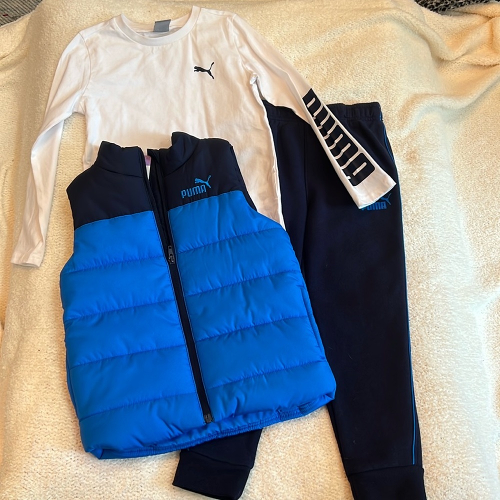 Boys Puma size XS (5/6) vest sweat pants and long sleeve set